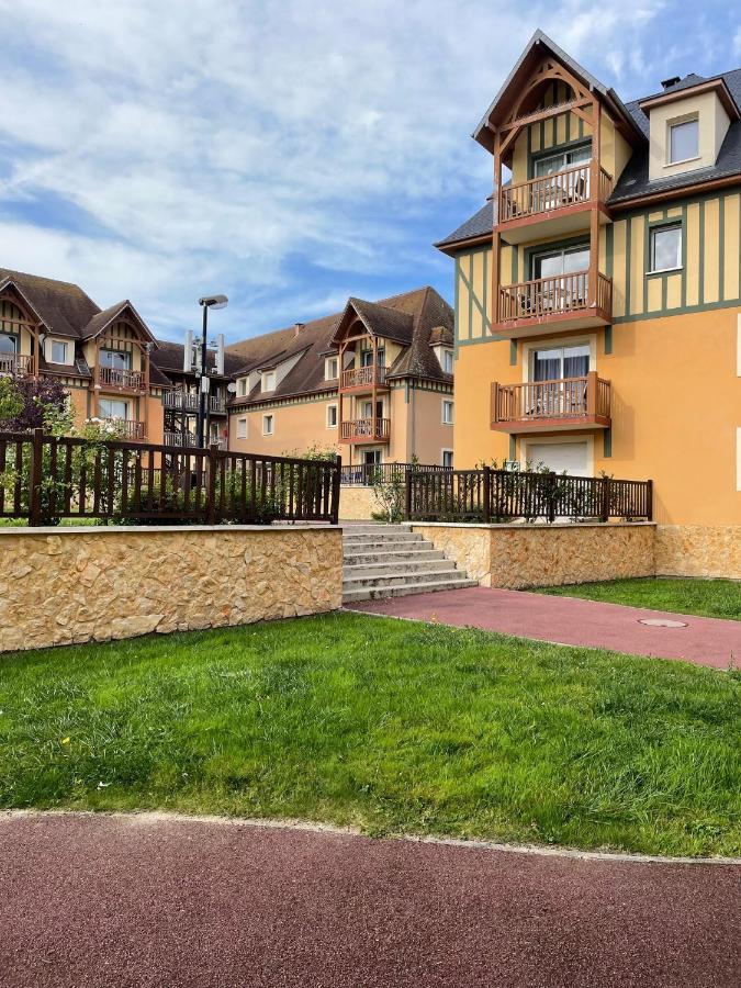 Residence La Ferme De Deauville - Saint Arnoult Екстериор снимка